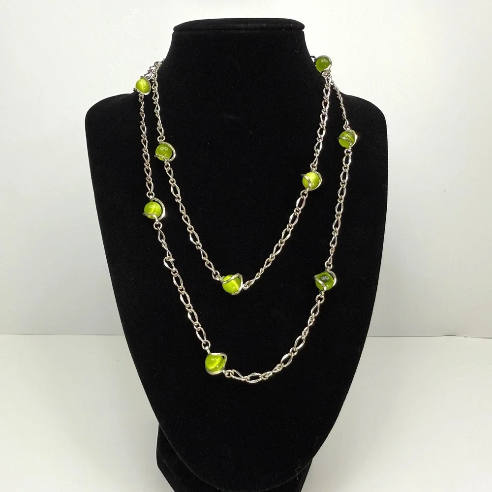 Vintage Avon Long Glass Beaded Necklace Silver Tone Chain Fashion Jewelry 18 in